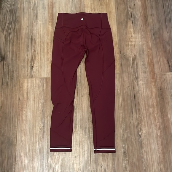 Lululemon All The Right Places 23” Crop - Picture 3 of 3